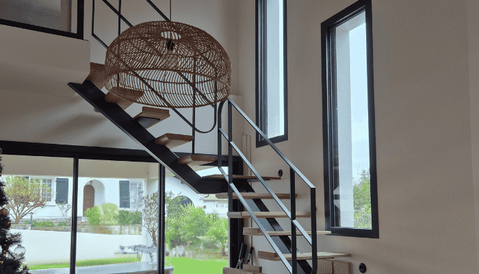 escaliers en métal réalisés par c'metal sur la côte basque